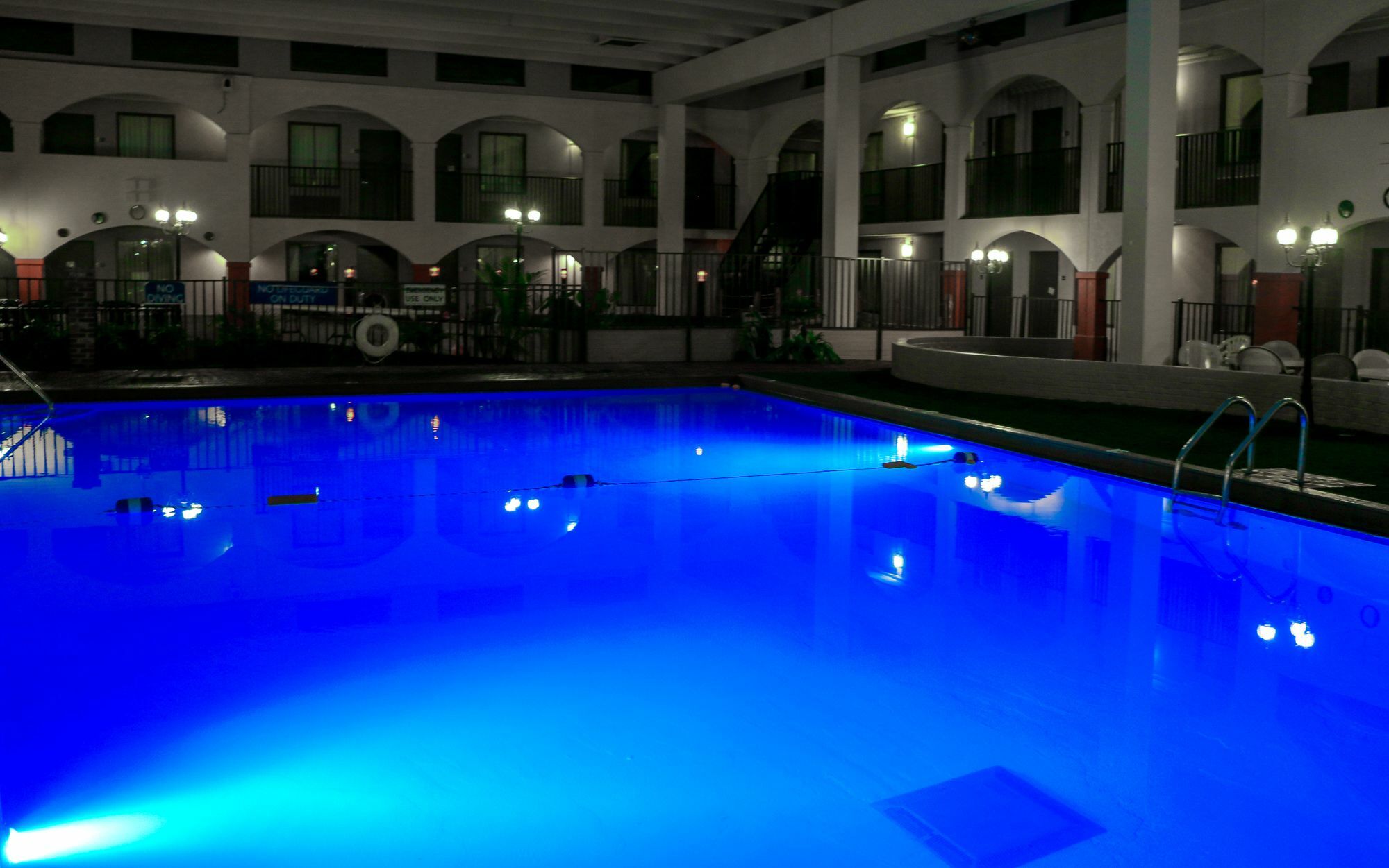 Suite Dreams Hotel Mattoon Экстерьер фото