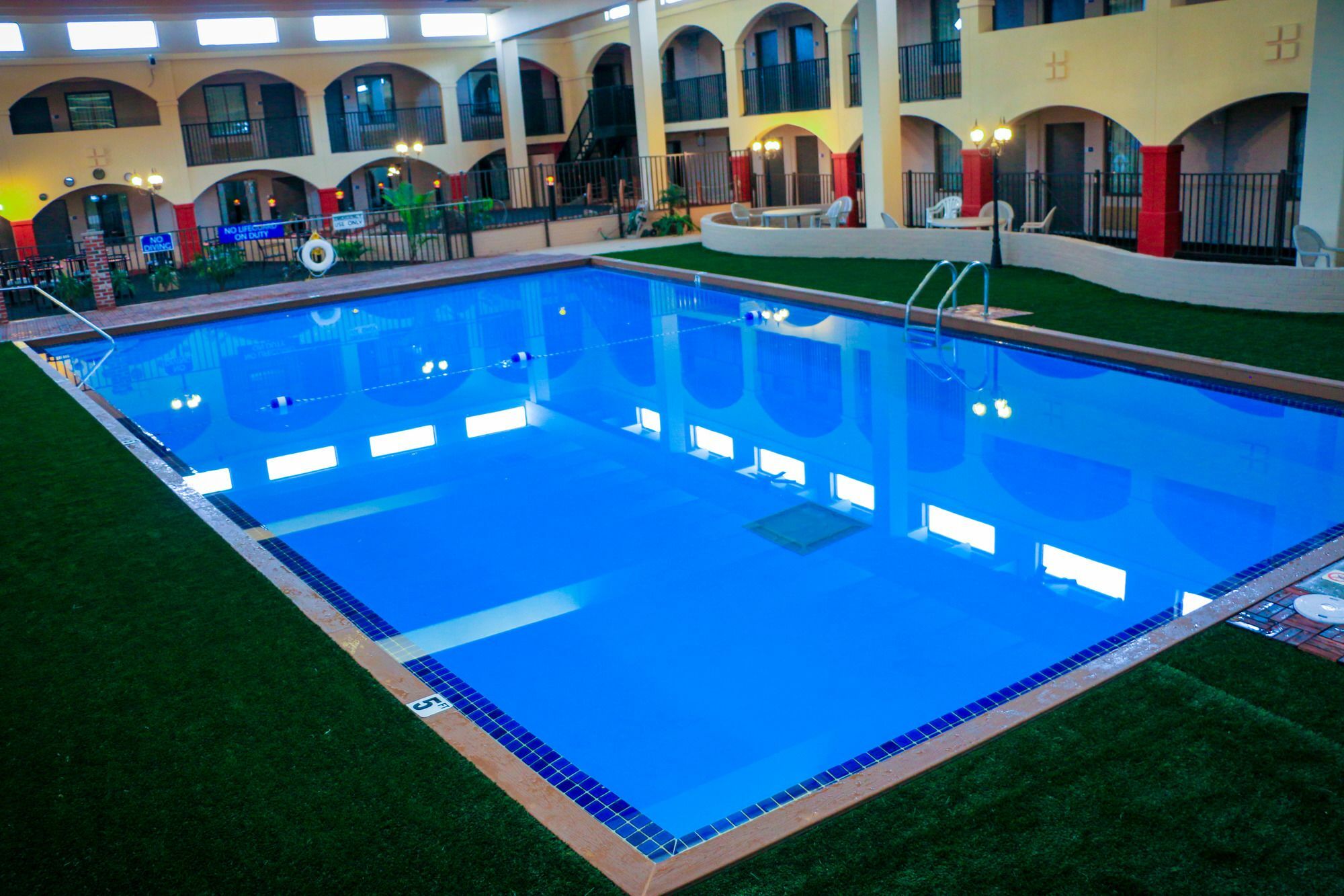 Suite Dreams Hotel Mattoon Экстерьер фото